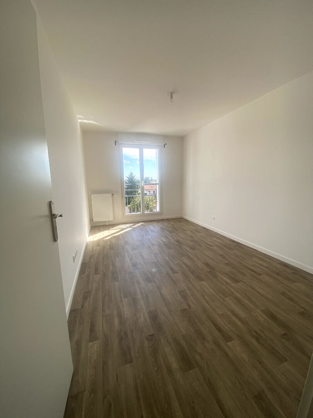 Location Appartement BEL APPARTEMENT 3 PIÈCES DANS UNE RÉSIDENCE RÉCENTE - LE BLANC MESNIL Le blanc mesnil