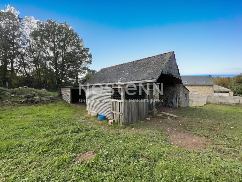 Vente Maison Longère à rénover, Elven, potentiel de 90 m², sur 2500 m² de terrain. Elven