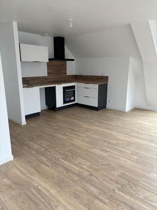  Appartement à louer 3 pièces 68 m²