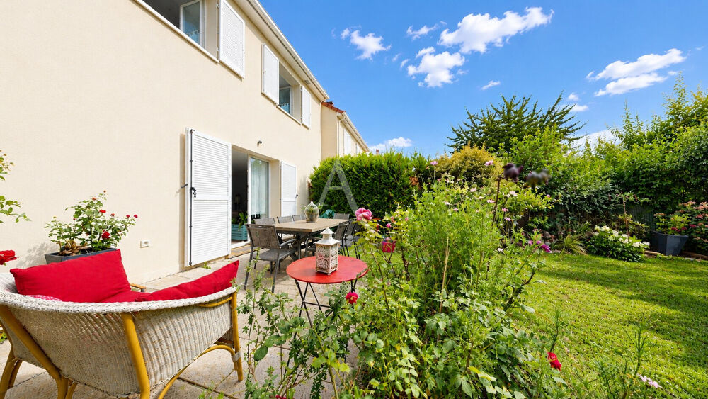 EXCLUSIVITE VAURÉAL DOMAINE DE WINDSOR ! Maison individuelle familiale, lumineuse et au calme de 5 chambres