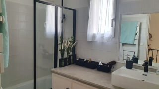 Location Maison Maison eguilles 1900m² Eguilles