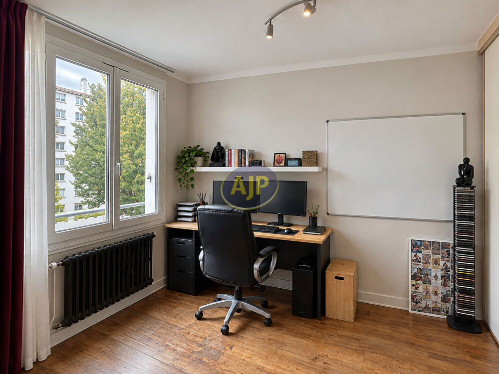 Vente Appartement Appartement Nantes 4 pièce(s) 75.58 m2 Nantes