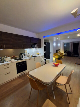  Appartement à louer 4 pièces 67 m²