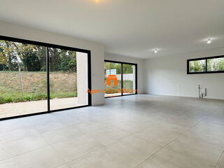  Maison 5 pi�ces 130 m� Malataverne