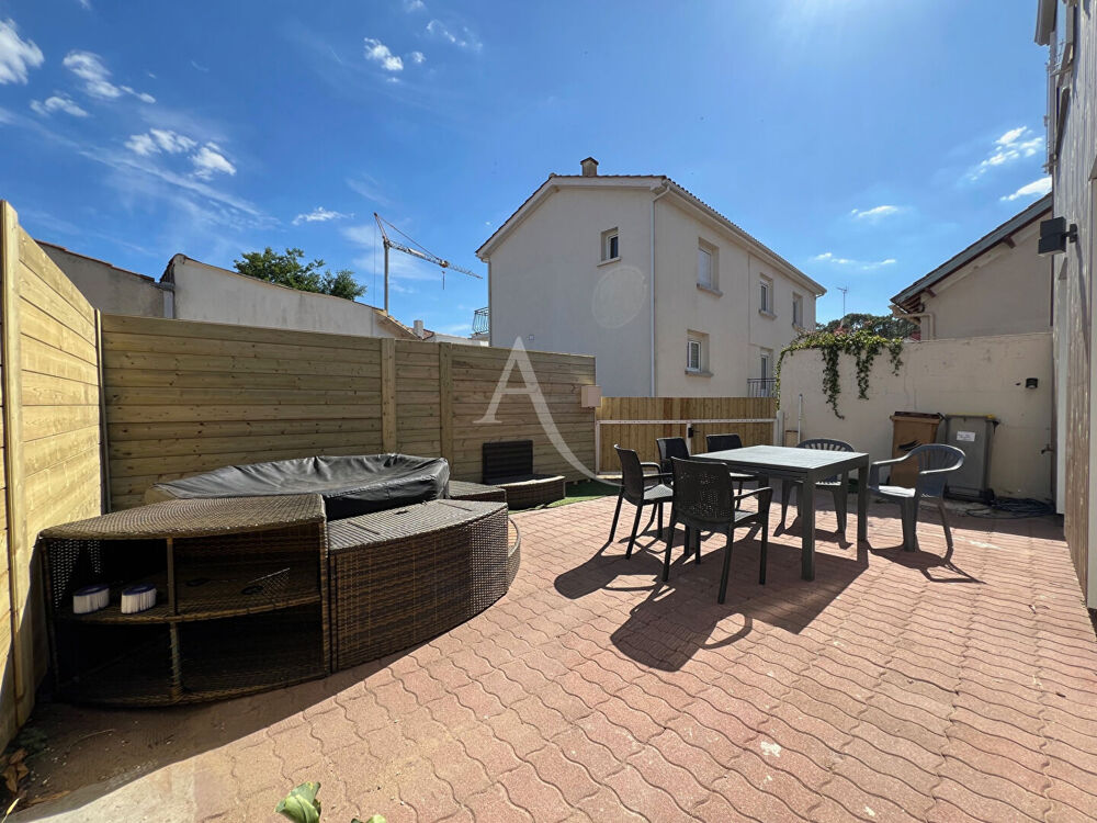 Maison 4 pièces 80 m² · à Longeville sur Mer · 80 m² · 251 900 €