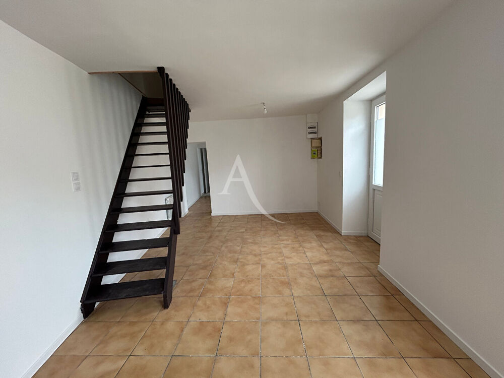 Location Maison MAISON SECTEUR BOURG-ET-COMIN Bourt-et-comin
