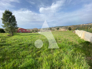  Terrain à vendre 817 m²