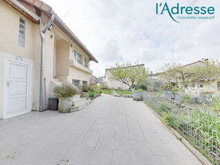  Maison � vendre 5 pi�ces 145 m�