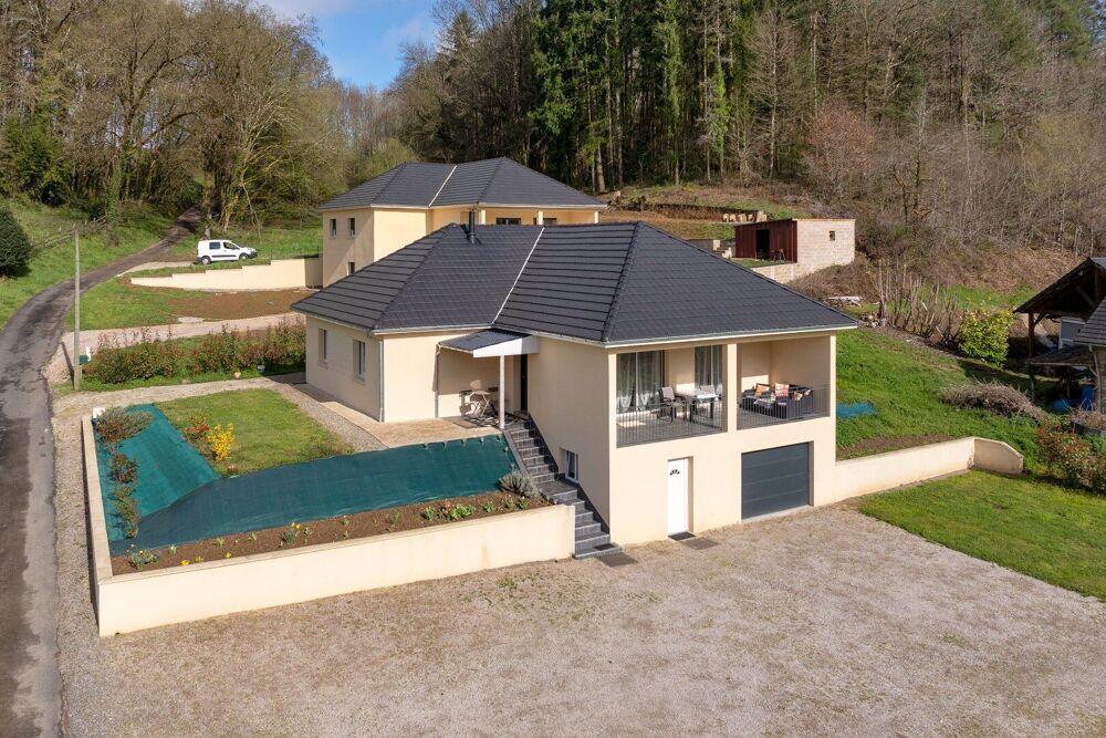 Maison contemporaine de plain-pied ? Altillac