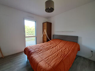  Appartement à louer 3 pièces 70 m²