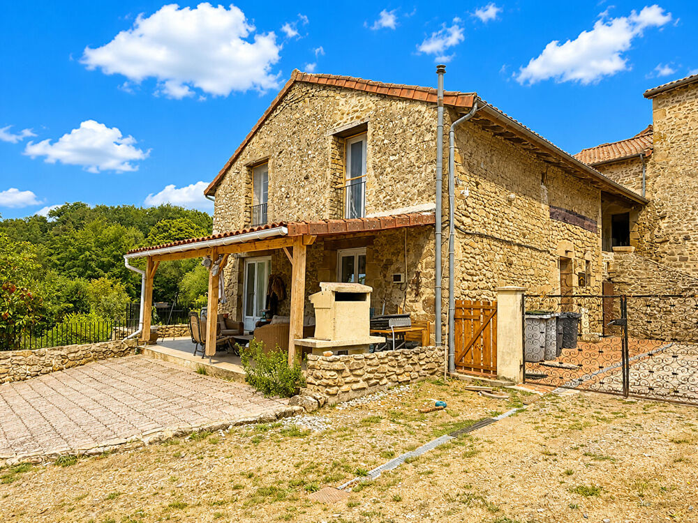 HAUTE VIENNE - Superbe propriété avec étang de pêche à la carpe conforme et 2,5 hectares de terrain
