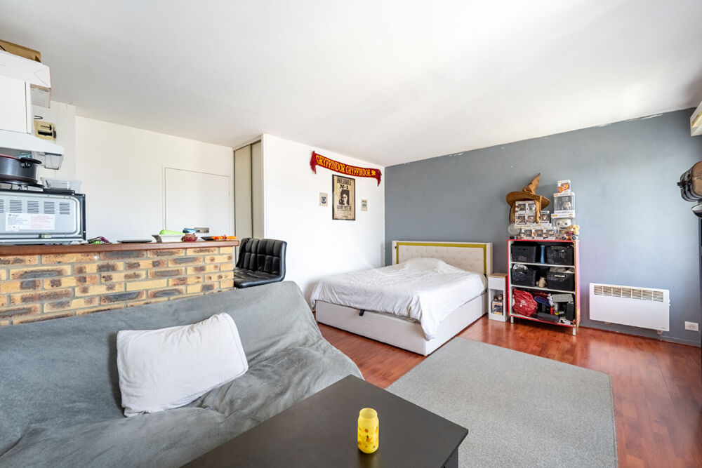 APPARTEMENT STUDIO avec PLACE DE PARKING - PONTOISE