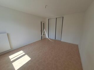  Appartement à louer 2 pièces 45 m²