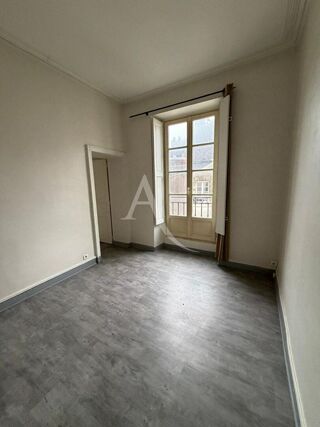  Appartement � louer 4 pi�ces 71 m�