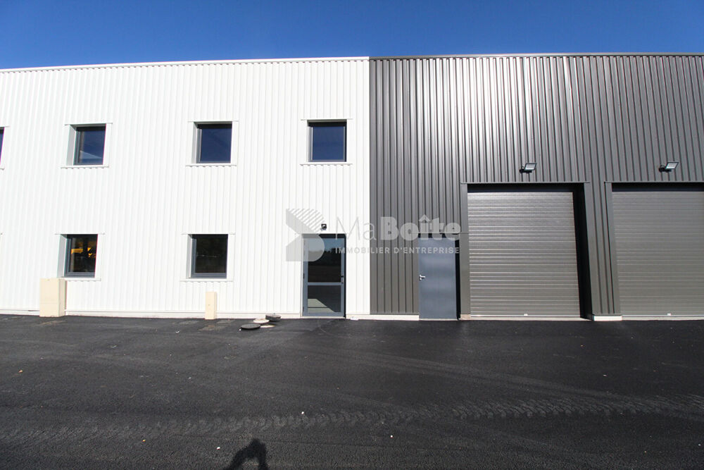   RIORGES - Local d'activité neuf de 138 m² 