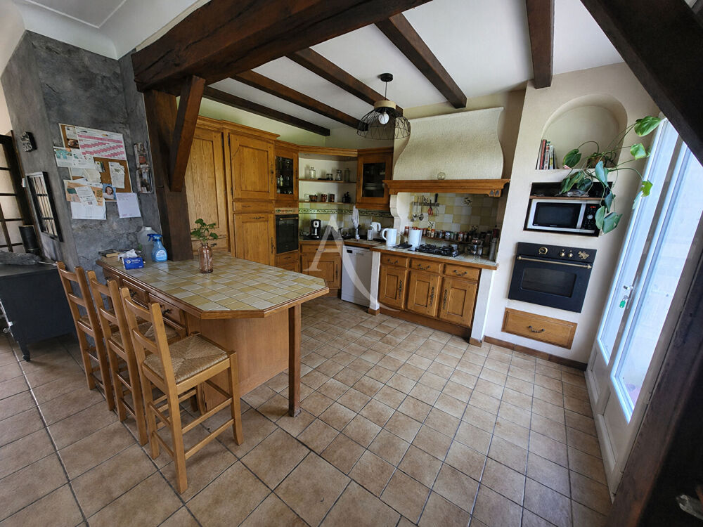 Maison 8 pièce(s)- 180m²