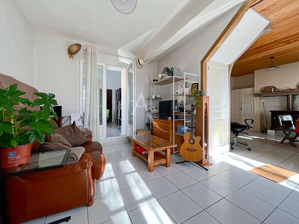 Location Maison Maison de village en plein coeur de la commune de La Magdeleine sur Tarn ! La magdelaine sur tarn