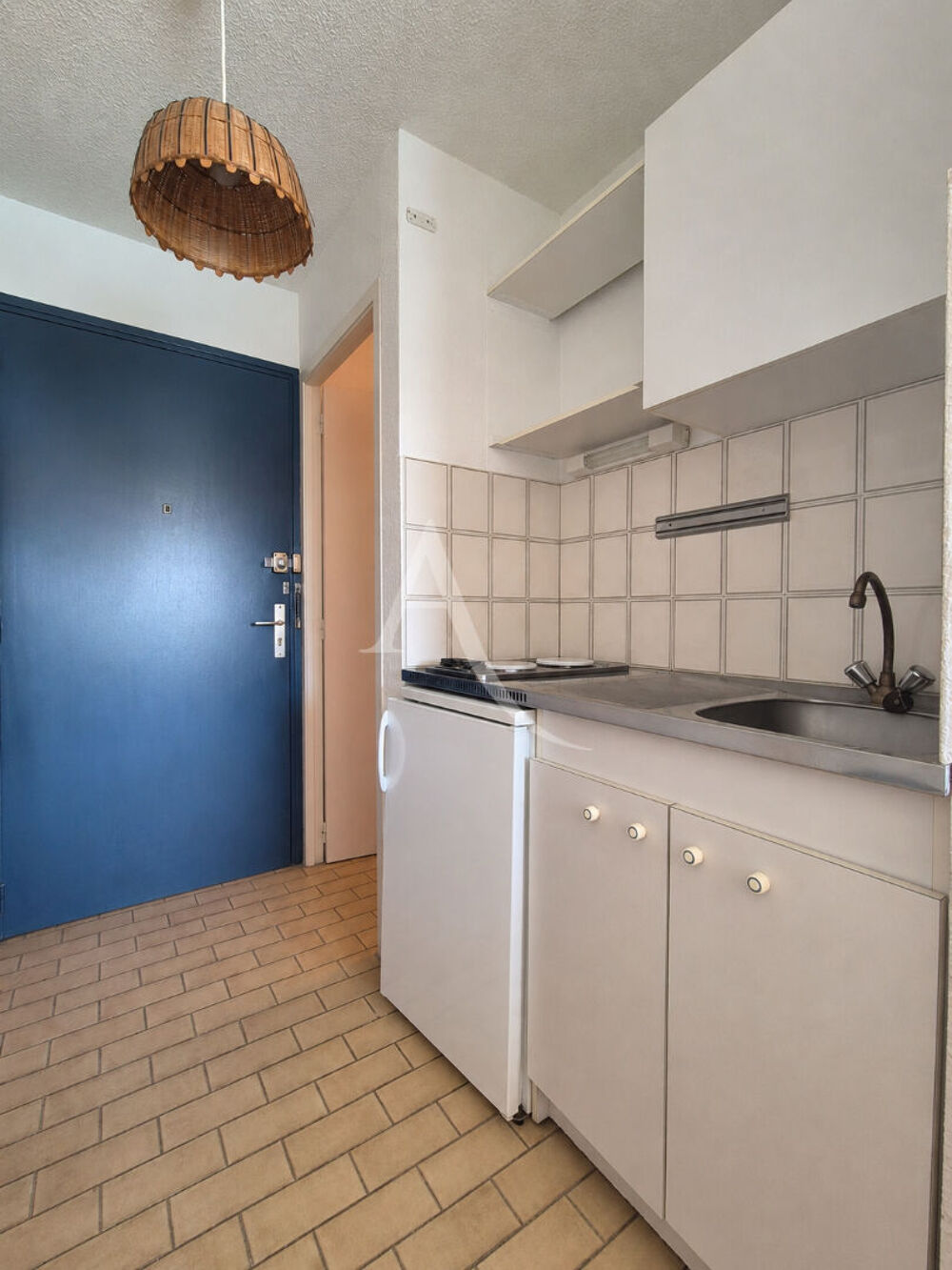 Vente Appartement Studio avec balcon + parking privatif - CENTRE VILLE BALARUC LES BAINS Balaruc les bains