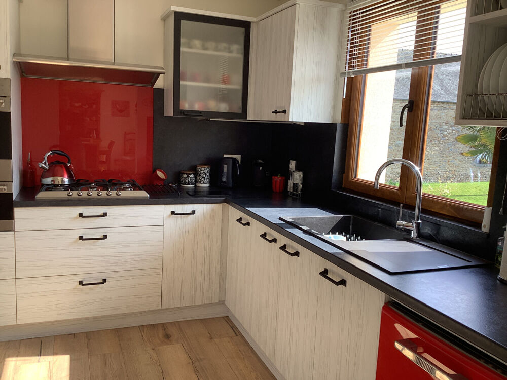 Vente Maison COTES D'ARMOR - Maison de ville Plouguenast Langast 8 pièce(s) 152 m2, Superbe état . Plouguenast langast