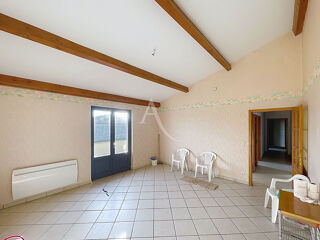  Maison à vendre 6 pièces 329 m²