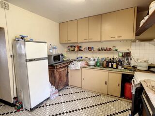  Maison à vendre 10 pièces 274 m²