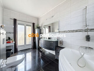  Maison � vendre 5 pi�ces 179 m�