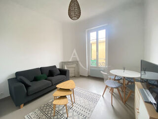  Appartement à louer 2 pièces 35 m²