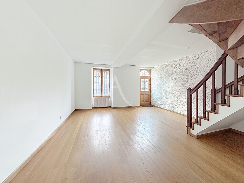 Vente Maison Maison de ville Château-Gontier Sur Mayenne 6 pièce(s) 123 m2 Chateau gontier sur mayenne