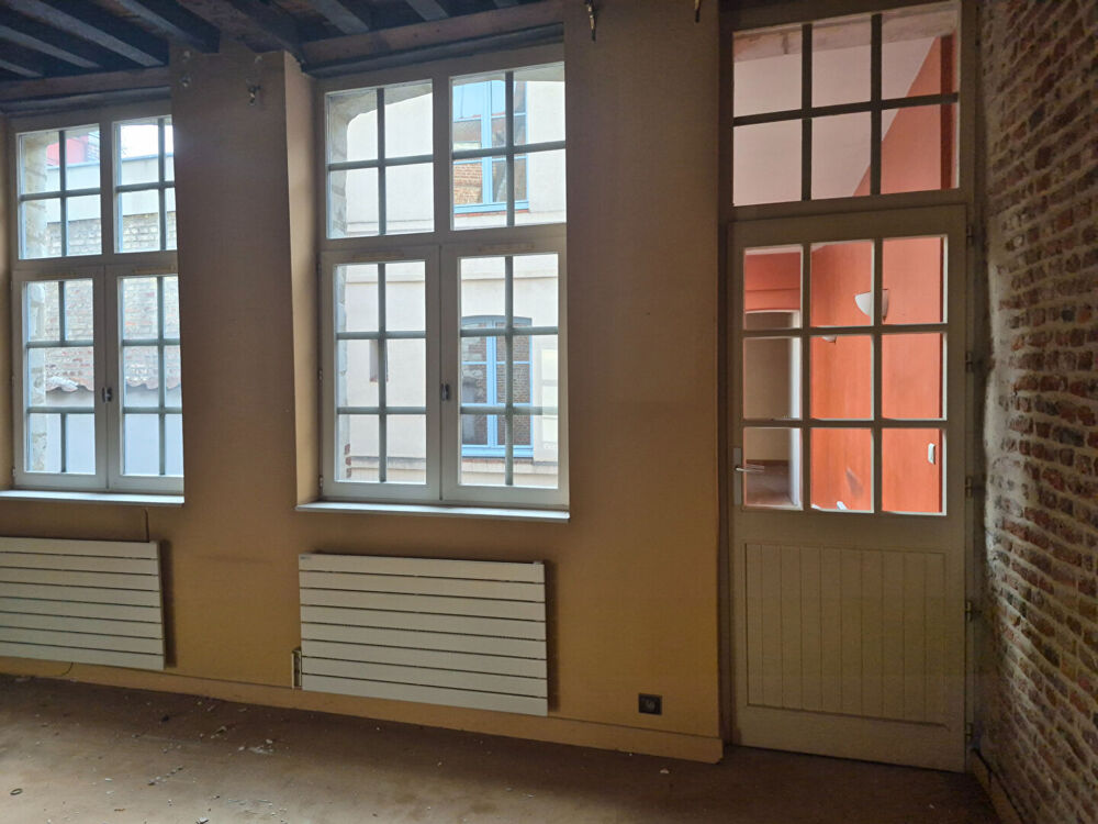 Vente Appartement VIEUX LILLE - PLATEAU BRUT A AMENAGER EN T1/T2 DE 38M² LOI CARREZ Lille