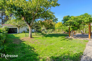  Maison  vendre 8 pices 150 m