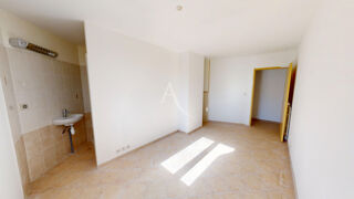 Vente Maison Maison de plain-pied avec remise de plus de 60 m² et extérieur Fontiers cabardes
