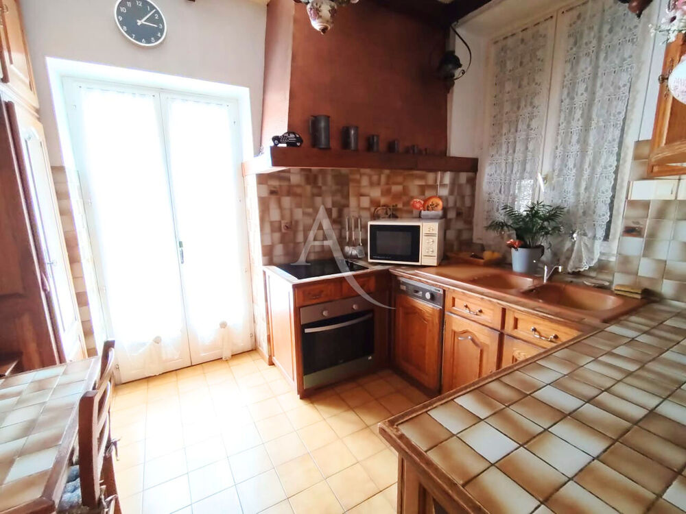 Maison familiale 7 pièces à Ozouer le Voulgis