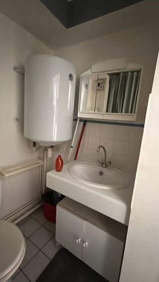  Appartement à louer 1 pièce 14 m²