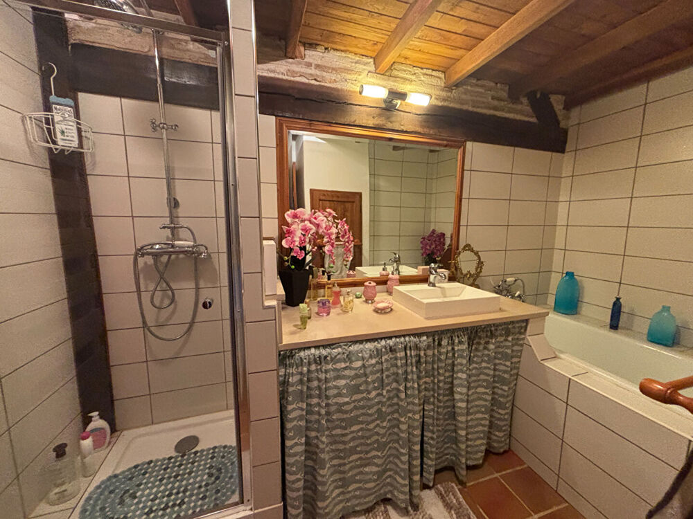 magnifique maison de 7 pièce(s) 202 m2 avec grange de 85m²