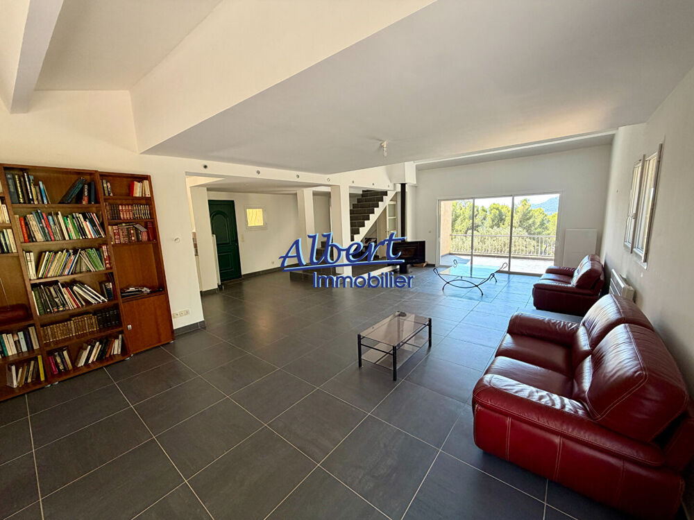 Villa Ollioules 7 pièce(s) 195 m2