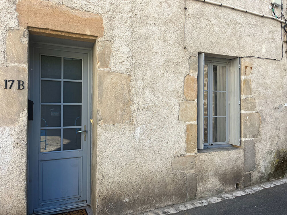 Centre historique de Figeac, très beau T3 de 32m² entièrement rénové et meublé