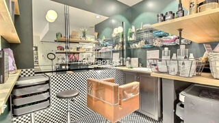   LE LAVANDOU - CENTRE-VILLE - FDC SALON DE COIFFURE- EMPLACEMENT N°1 Le lavandou