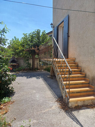  Maison à louer 6 pièces 141 m²