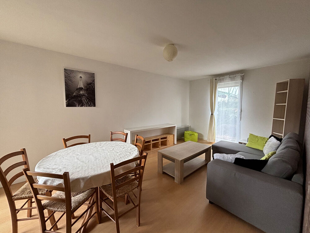 Location Appartement Appartement meublé de 65 m² avec terrasse et parking Le mans