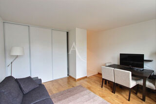  Appartement à louer 1 pièce 25 m²