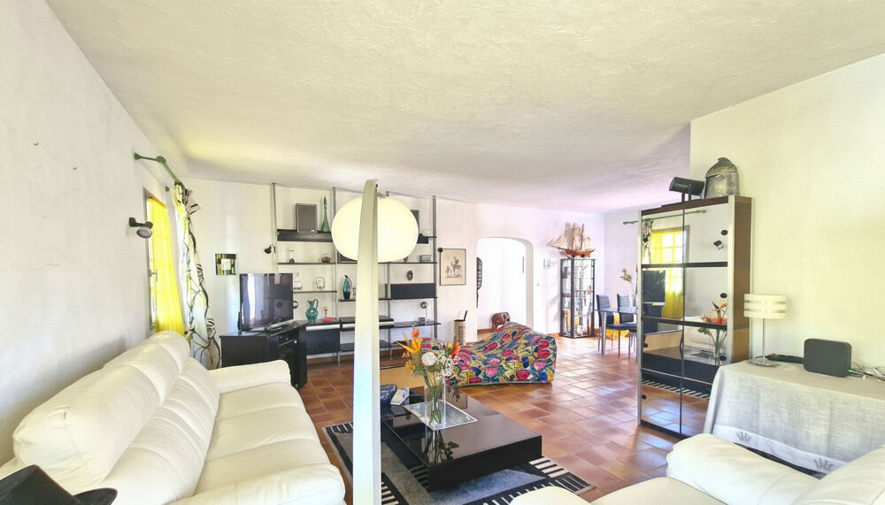 Vente Maison Maison Frejus 3 pièce(s) 110.65 m2 + sous-sol 118m² environ Frejus