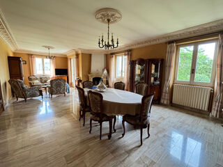  Maison  vendre 6 pices 182 m