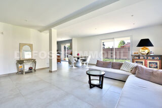  Maison à vendre 8 pièces 206 m²