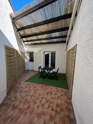  Appartement à louer 2 pièces 33 m²