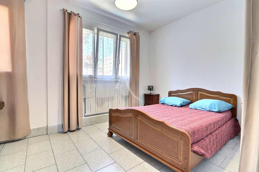 Vente Immeuble Maison individuelle - 3 logements Aubervilliers