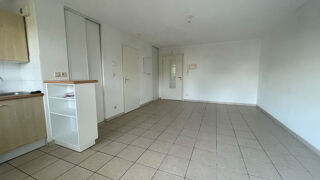 Appartement à louer 2 pièces 42 m²