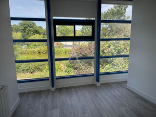  Appartement à louer 4 pièces 78 m²