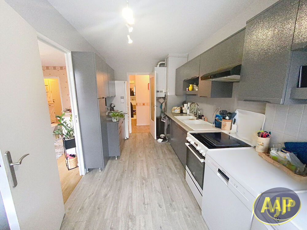 Vente Appartement Appartement Merignac 3 pièces 70 m2 Merignac
