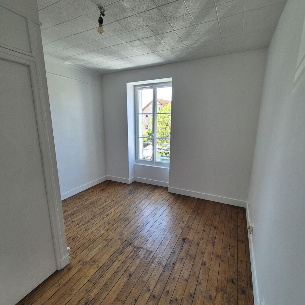 Location Appartement Appartement 2 pièces à louer à Corbeil Essonnes - Réf 15664 Corbeil essonnes
