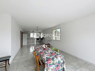  Maison à louer 6 pièces 150 m²